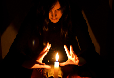 Vashikaran-expert-astrologer